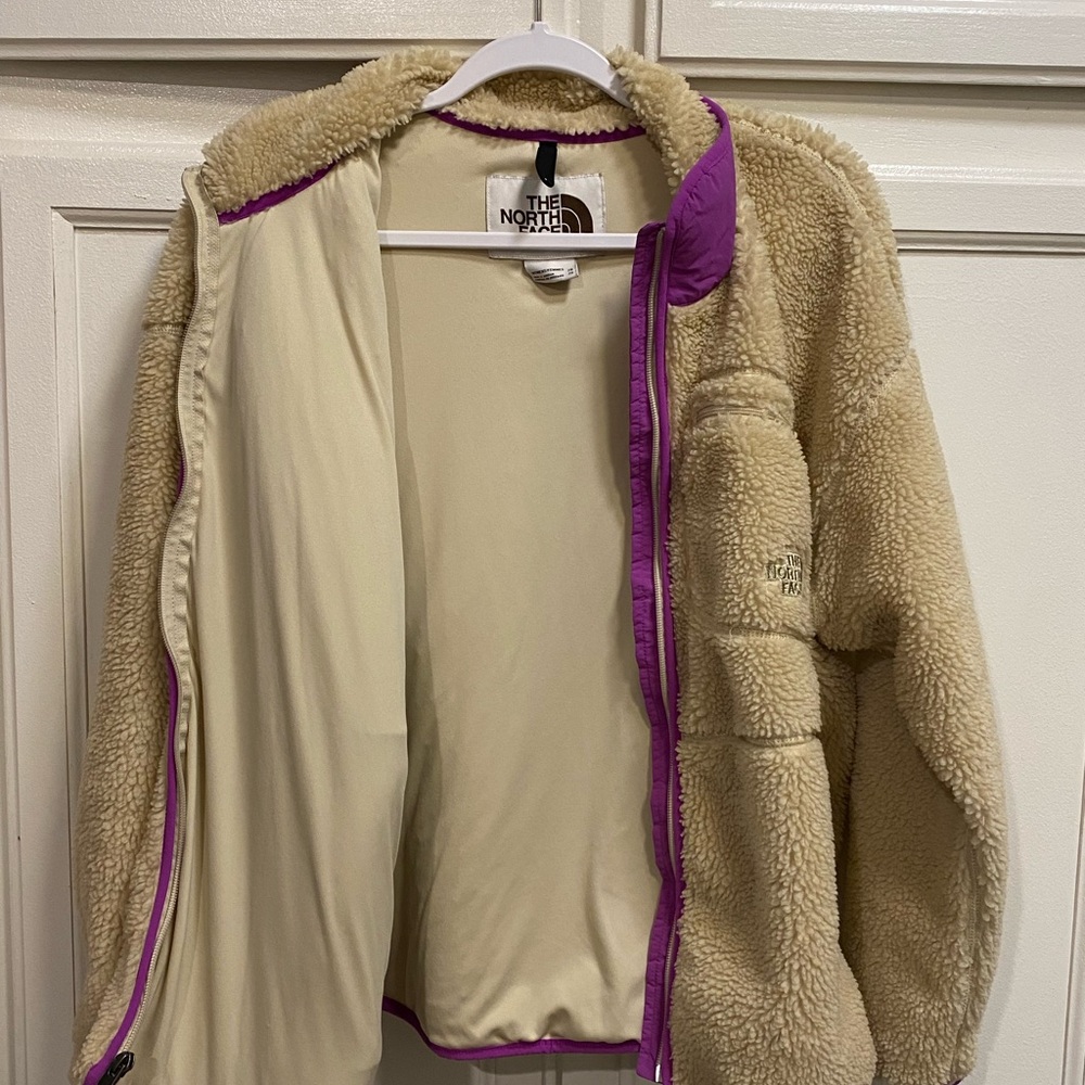 The North Face Sherpa Fleece Jacket - Picture 4 of 13